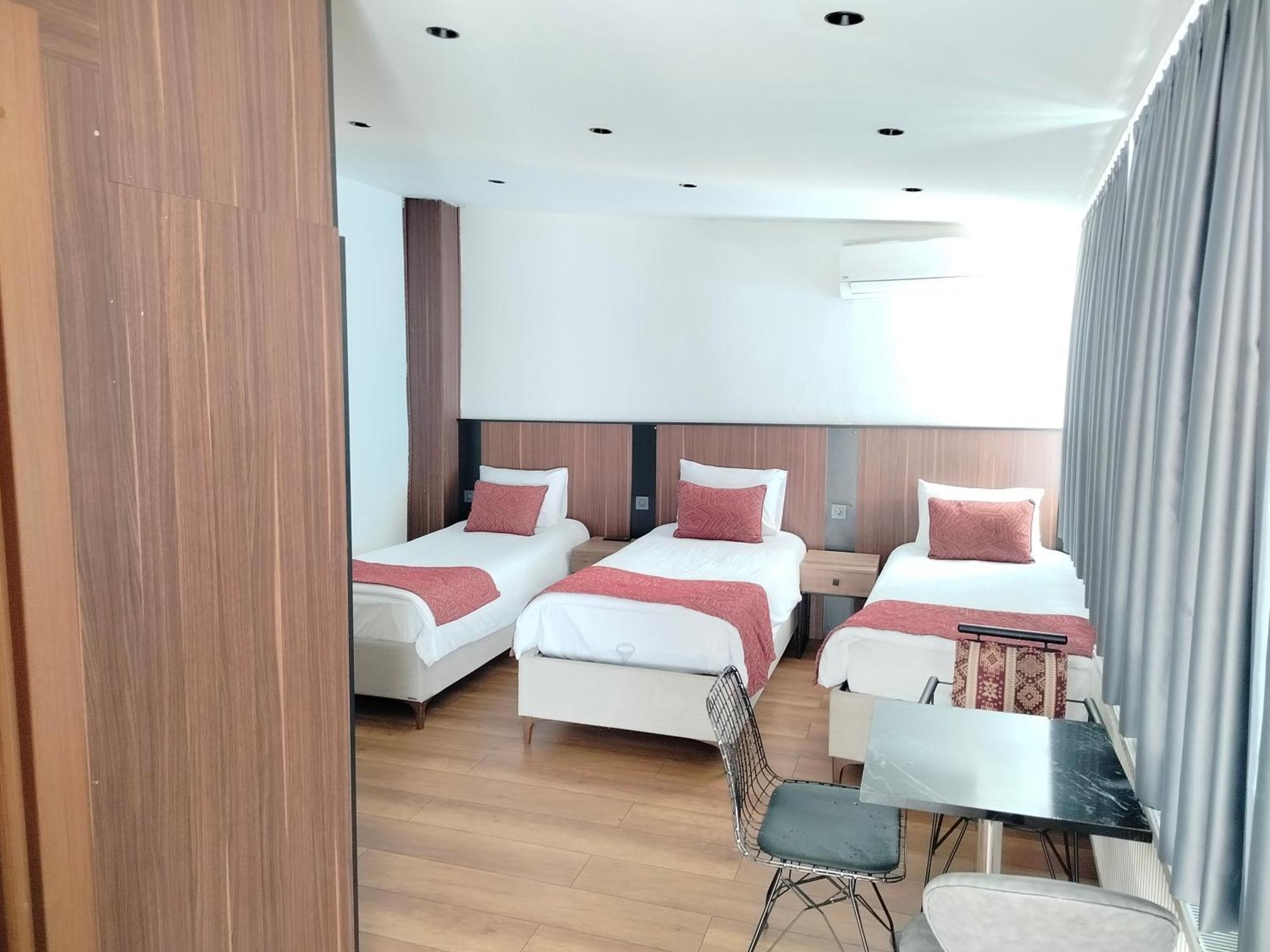 Besiktas Konuk Evi Hotel Istanbul Exterior photo
